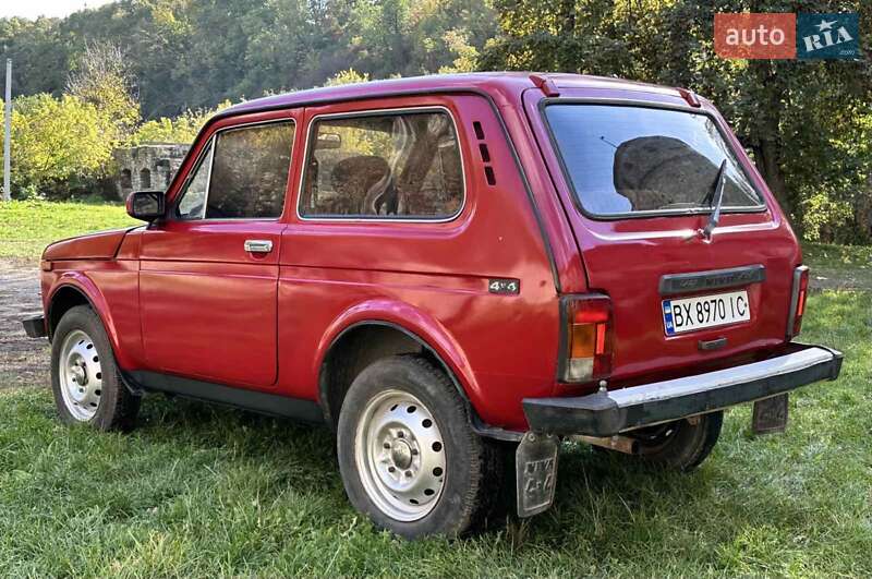 Внедорожник / Кроссовер ВАЗ / Lada 21213 Niva 1998 в Каменец-Подольском