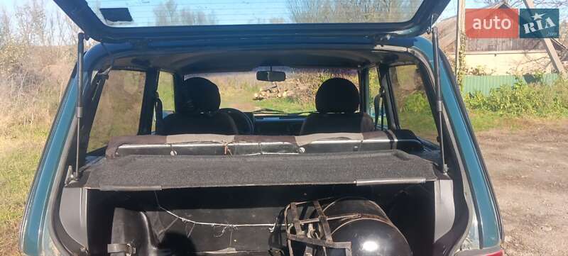 Внедорожник / Кроссовер ВАЗ / Lada 21213 Niva 2002 в Гайсине