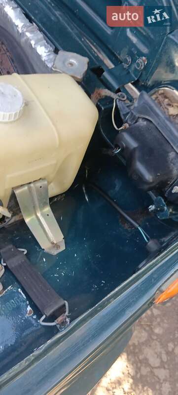 Внедорожник / Кроссовер ВАЗ / Lada 21213 Niva 2002 в Гайсине