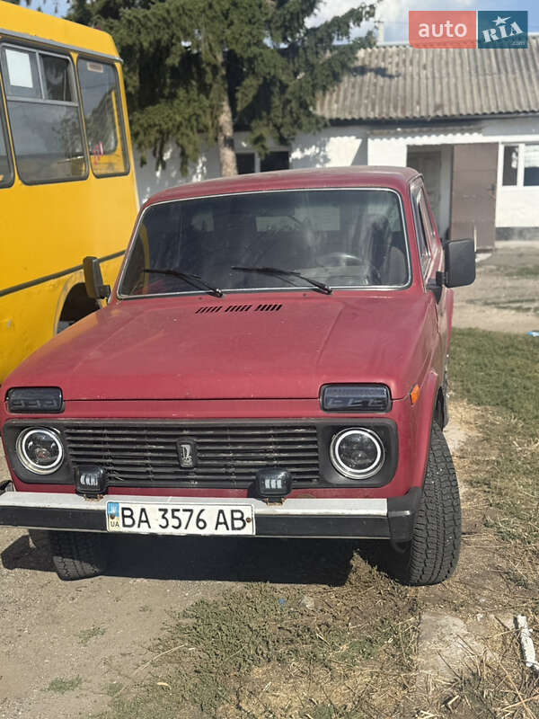 ВАЗ / Lada 21213 Niva 1995 ВАЗ / Lada 21213 Niva 1995