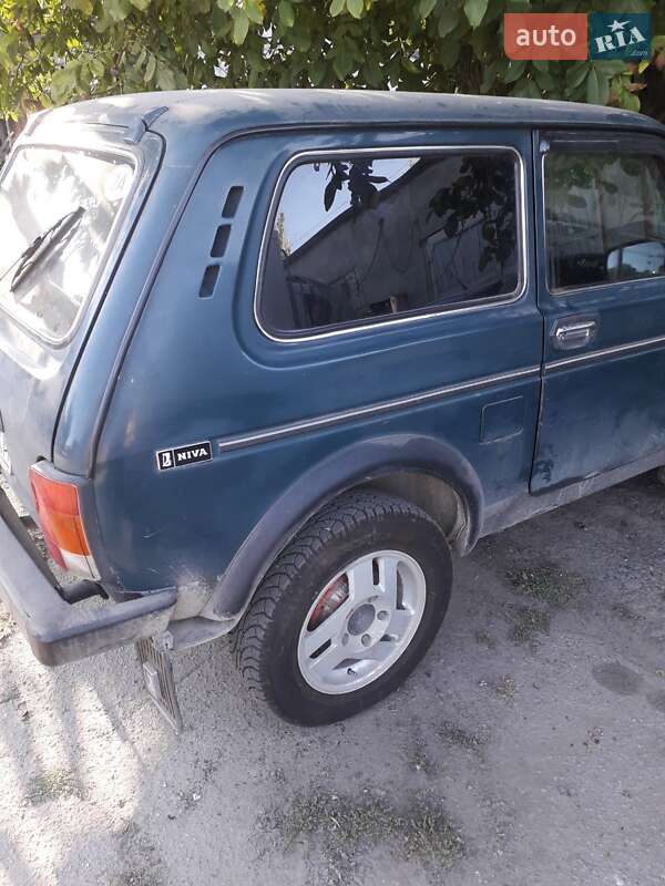 Позашляховик / Кросовер ВАЗ / Lada 21213 Niva 2004 в Миколаєві