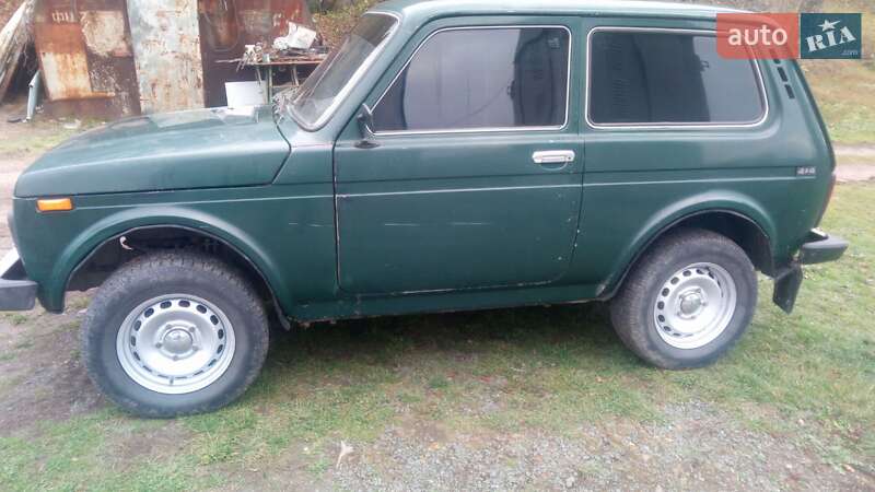 Позашляховик / Кросовер ВАЗ / Lada 21213 Niva 1999 в Саврані
