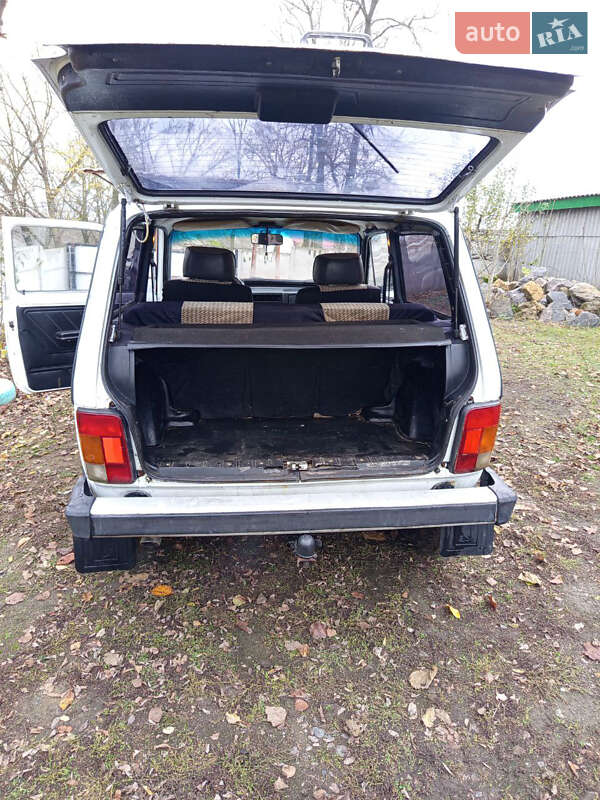 Внедорожник / Кроссовер ВАЗ / Lada 21213 Niva 1997 в Ильинцах фото 7 Внедорожник / Кроссовер ВАЗ / Lada 21213 Niva 1997 в Ильинцах