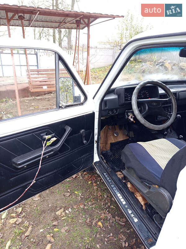 Внедорожник / Кроссовер ВАЗ / Lada 21213 Niva 1997 в Ильинцах фото 11 Внедорожник / Кроссовер ВАЗ / Lada 21213 Niva 1997 в Ильинцах