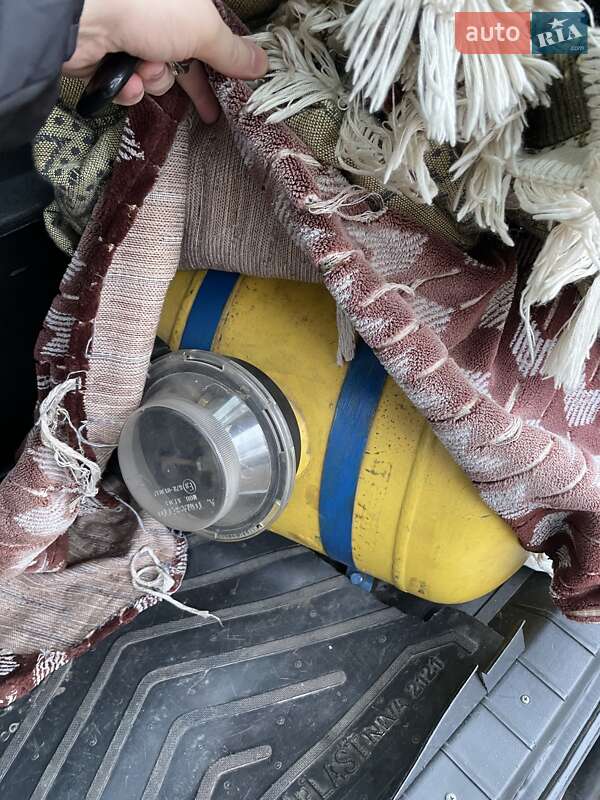 Внедорожник / Кроссовер ВАЗ / Lada 21213 Niva 2004 в Тернополе