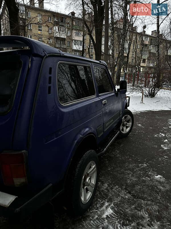 Позашляховик / Кросовер ВАЗ / Lada 21213 Niva 2002 в Києві