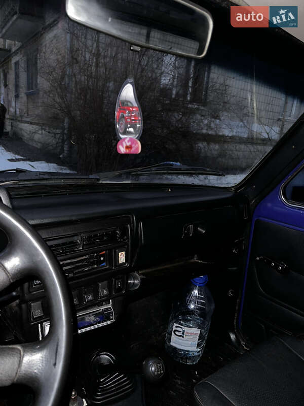 Позашляховик / Кросовер ВАЗ / Lada 21213 Niva 2002 в Києві