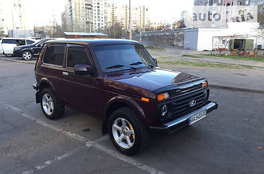 Внедорожник / Кроссовер ВАЗ / Lada 21214 / 4x4 2008 в Киеве