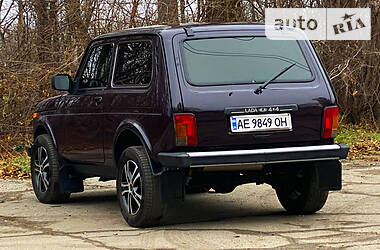 Позашляховик / Кросовер ВАЗ / Lada 21214 / 4x4 2015 в Дніпрі