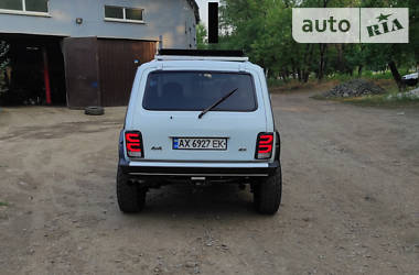 Внедорожник / Кроссовер ВАЗ / Lada 21214 / 4x4 2012 в Калуше