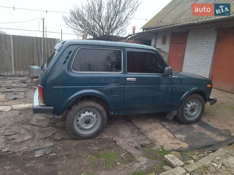 Хэтчбек ВАЗ / Lada 21214 / 4x4 2012 в Александрие