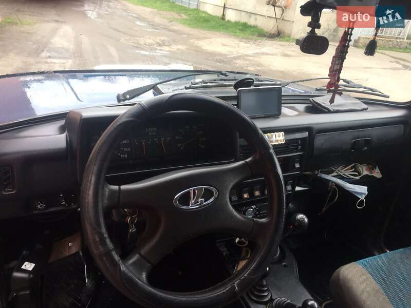 Позашляховик / Кросовер ВАЗ / Lada 21214 / 4x4 2009 в Шишаках