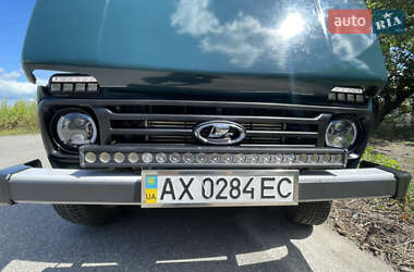 Внедорожник / Кроссовер ВАЗ / Lada 21214 / 4x4 2010 в Змиеве