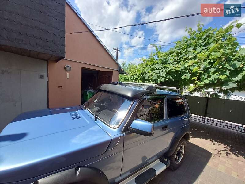 Позашляховик / Кросовер ВАЗ / Lada 21214 / 4x4 2007 в Рівному