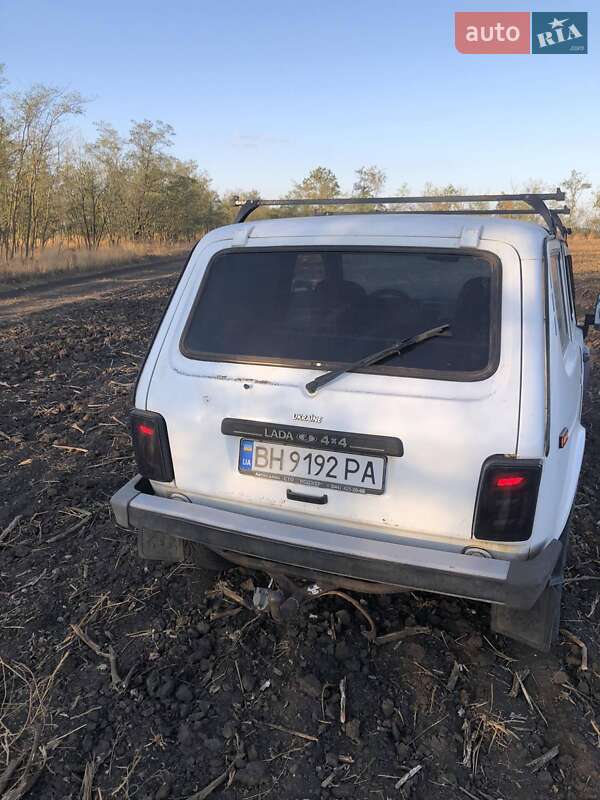 Внедорожник / Кроссовер ВАЗ / Lada 21214 / 4x4 2008 в Арцизе