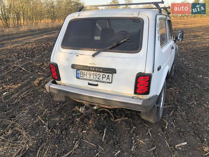 Внедорожник / Кроссовер ВАЗ / Lada 21214 / 4x4 2008 в Арцизе