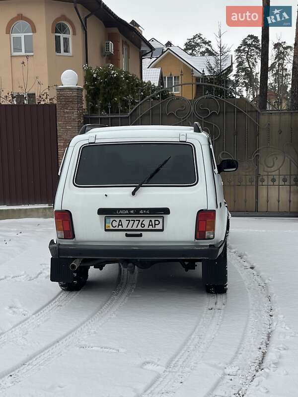 Позашляховик / Кросовер ВАЗ / Lada 21214 / 4x4 2009 в Черкасах