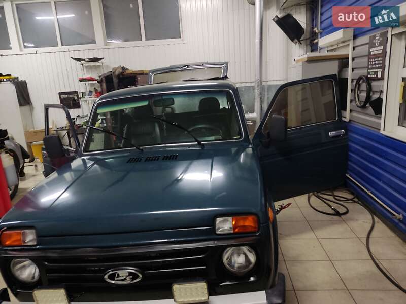 Позашляховик / Кросовер ВАЗ / Lada 21214 / 4x4 2007 в Сумах