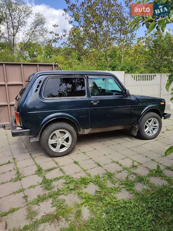Позашляховик / Кросовер ВАЗ 21214 / 4x4 2014 в 