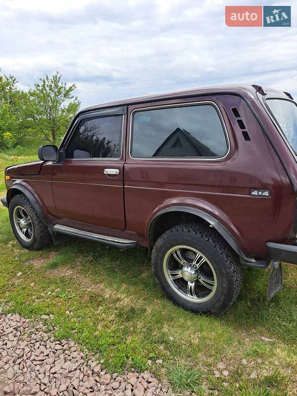 Внедорожник / Кроссовер ВАЗ / Lada 21214 / 4x4 2011 в Сумах