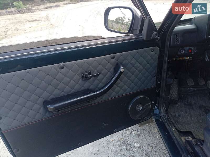 Позашляховик / Кросовер ВАЗ / Lada 21214 / 4x4 2007 в На Новій Борові