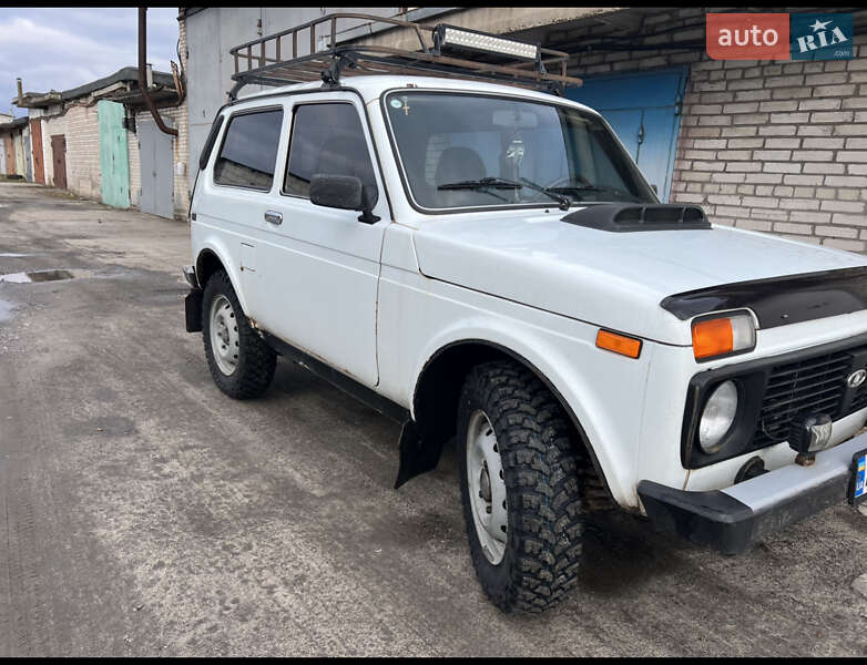 Внедорожник / Кроссовер ВАЗ / Lada 21214 / 4x4 2009 в Обухове