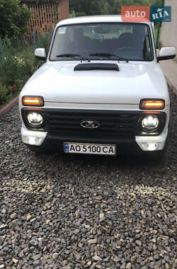 Внедорожник / Кроссовер ВАЗ 21214 / 4x4 2014 в 