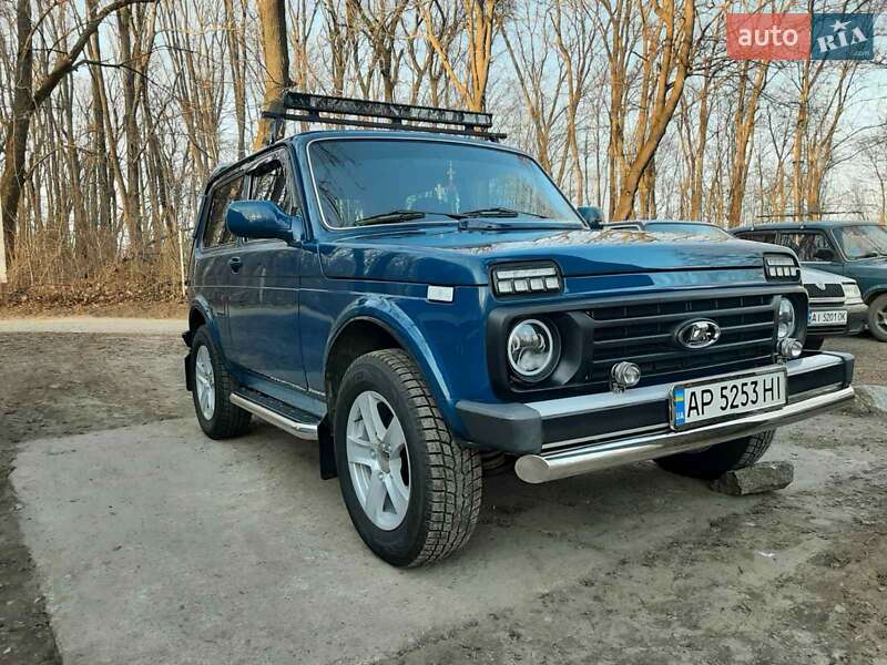 Внедорожник / Кроссовер ВАЗ / Lada 21214 / 4x4 2011 в Киеве