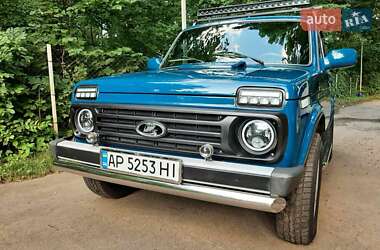 Внедорожник / Кроссовер ВАЗ 21214 / 4x4 2011 в 