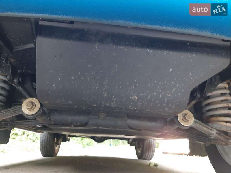 Внедорожник / Кроссовер ВАЗ / Lada 21214 / 4x4 2011 в Киеве