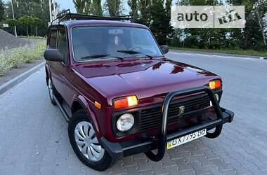 Позашляховик / Кросовер ВАЗ / Lada 21214 / 4x4 2010 в Хмельницькому