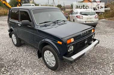 Позашляховик / Кросовер ВАЗ / Lada 21214 / 4x4 2012 в Вінниці