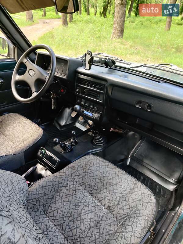Позашляховик / Кросовер ВАЗ / Lada 21214 / 4x4 2007 в Чернігові
