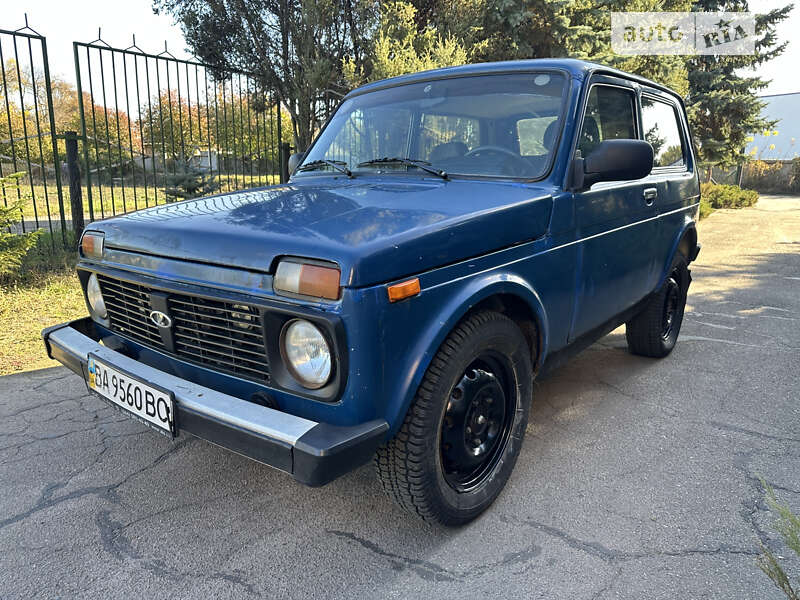 Позашляховик / Кросовер ВАЗ / Lada 21214 / 4x4 2014 в Ніжині