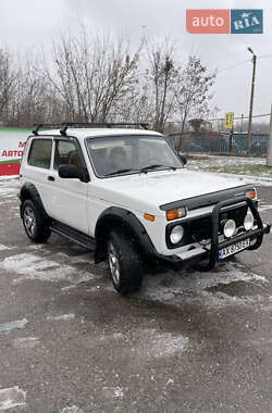 Внедорожник / Кроссовер ВАЗ / Lada 21214 / 4x4 2010 в Харькове