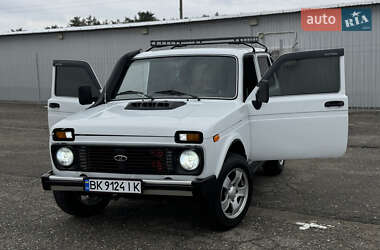 Позашляховик / Кросовер ВАЗ / Lada 21214 / 4x4 2008 в Києві