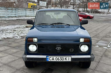 Позашляховик / Кросовер ВАЗ / Lada 21214 / 4x4 2010 в Смілі