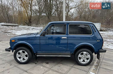 Позашляховик / Кросовер ВАЗ / Lada 21214 / 4x4 2010 в Смілі