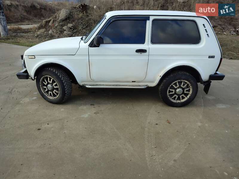 Внедорожник / Кроссовер ВАЗ / Lada 21214 / 4x4 2011 в Барвенкове