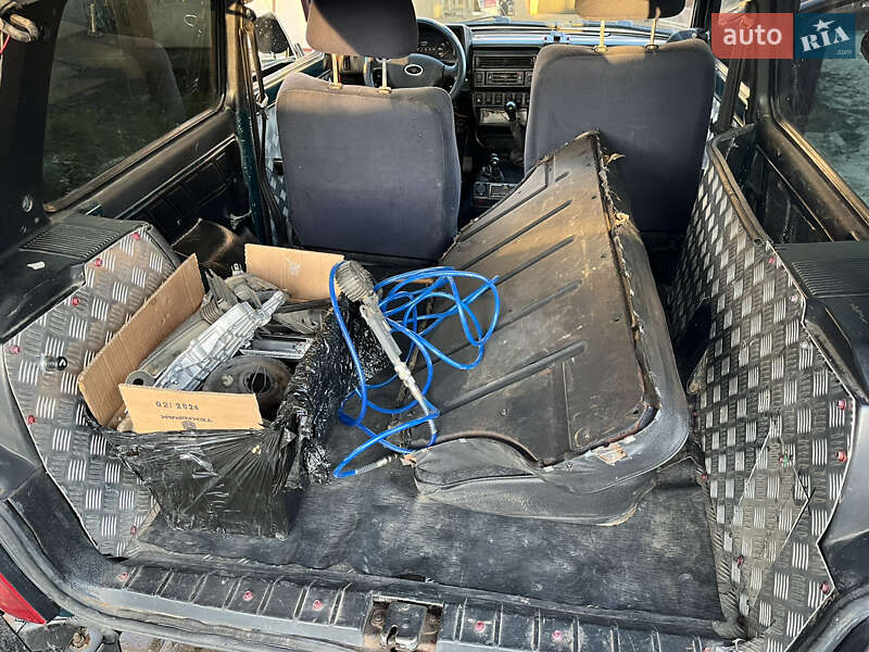 Внедорожник / Кроссовер ВАЗ / Lada 21214 / 4x4 2008 в Полонном