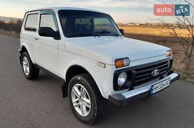 Внедорожник / Кроссовер ВАЗ / Lada 21214 / 4x4 2011 в Березовке