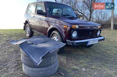 Позашляховик / Кросовер ВАЗ / Lada 21214 / 4x4 2013 в Малій Висці