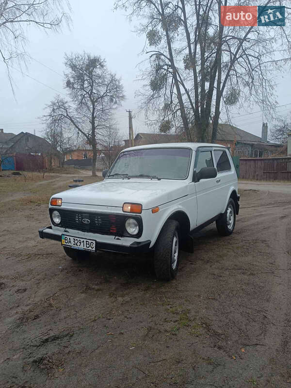 Позашляховик / Кросовер ВАЗ / Lada 21214 / 4x4 2013 в Лебедині