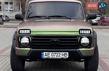 Позашляховик / Кросовер ВАЗ / Lada 21214 / 4x4 2014 в Дніпрі