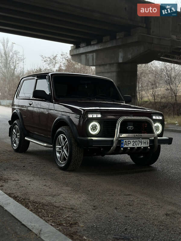 Внедорожник / Кроссовер ВАЗ / Lada 21214 / 4x4 2012 в Запорожье