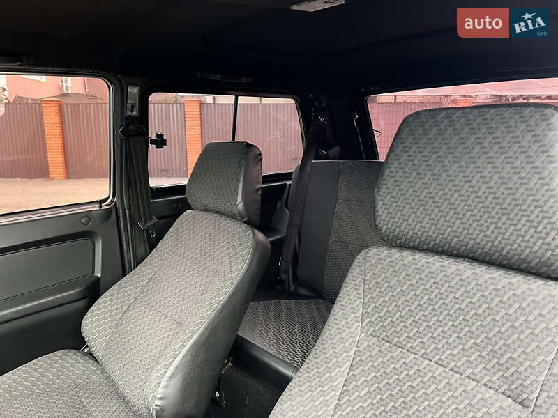 Внедорожник / Кроссовер ВАЗ / Lada 21214 / 4x4 2005 в Одессе