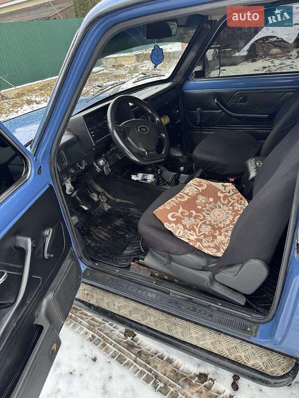 Внедорожник / Кроссовер ВАЗ / Lada 21214 / 4x4 2007 в Крыжополе