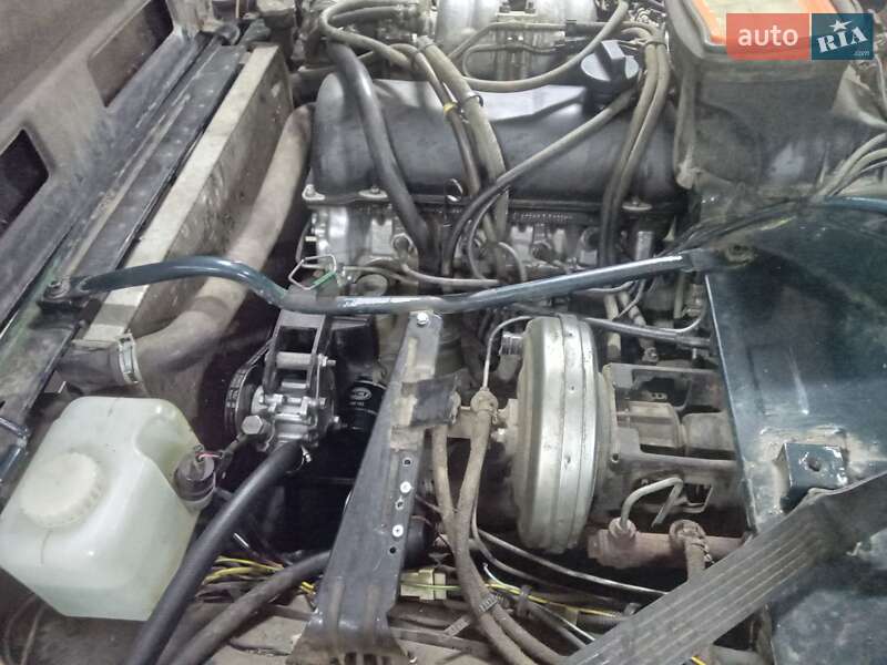 Позашляховик / Кросовер ВАЗ / Lada 21214 / 4x4 2010 в Дніпрі