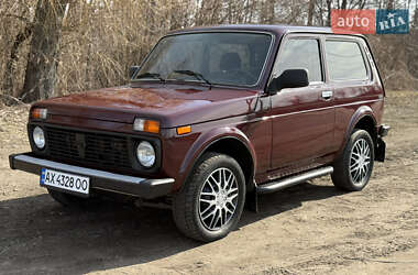 Позашляховик / Кросовер ВАЗ / Lada 21214 / 4x4 2010 в Богодухіву