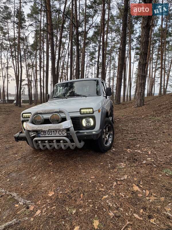 Позашляховик / Кросовер ВАЗ / Lada 21214 / 4x4 2008 в Чернігові